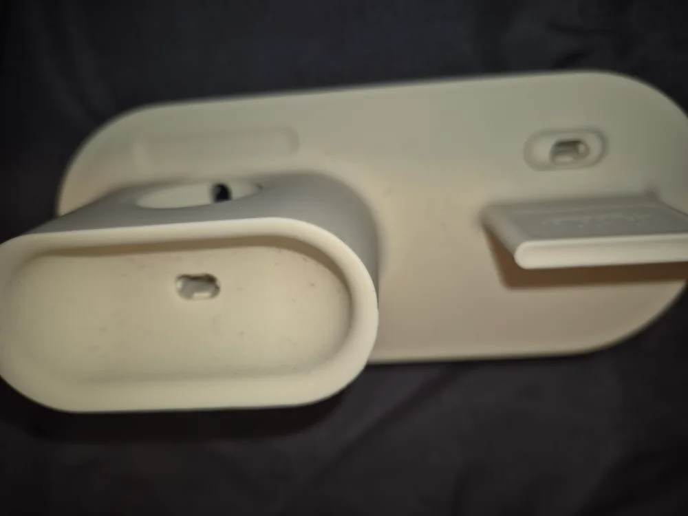 Elago Charging Hub for Apple Watch & iPhone thumbnail