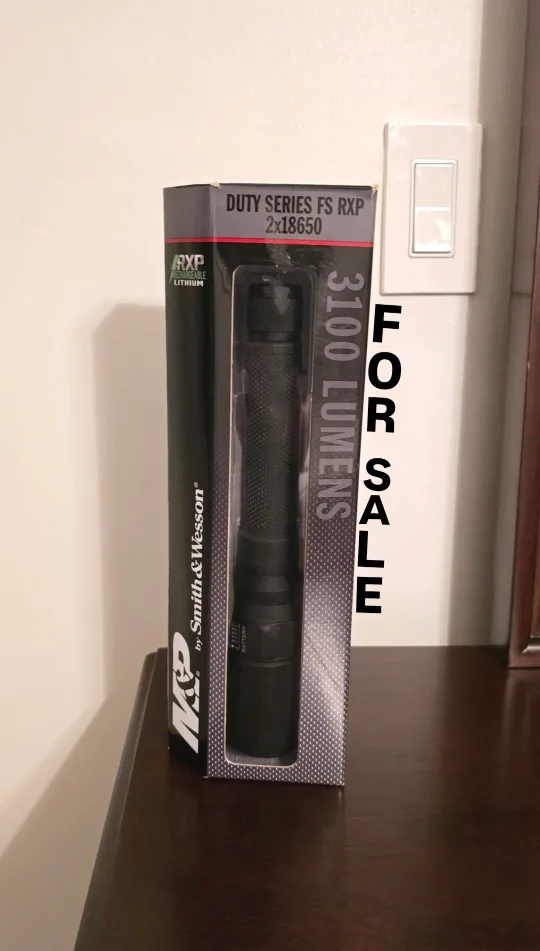 OPENED NOT USED Smith & Wesson M&P Duty Series FS RXP 2x18650 thumbnail