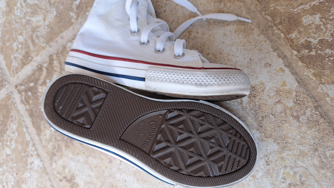 Converse Chuck Taylor All Star High Top - Child US 12 - photo 4