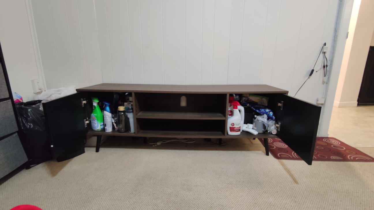 ✨Moving Sale✨ Faux Wood TV Stand with Storage - photo 2