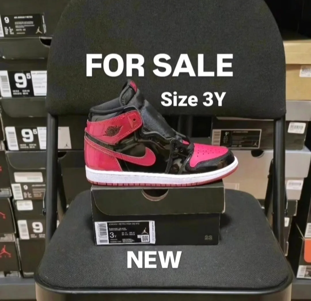 Air Jordan 1 Patent Bred size 3 YOUTH thumbnail