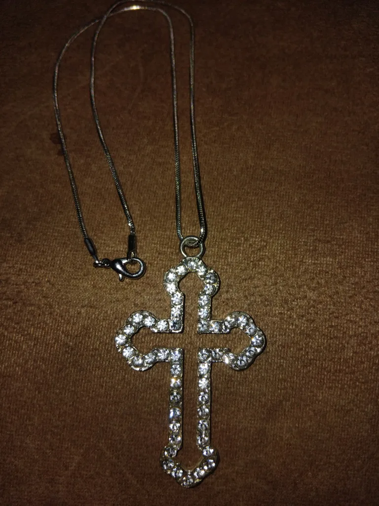 Cross Pendant Necklace with Rhinestones image indicator(3)