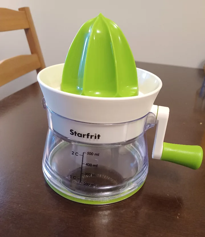 Starfrit Citrus Juicer thumbnail