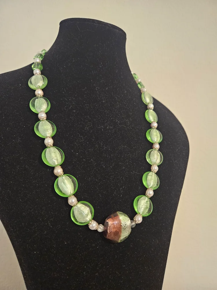 Green Murano Glass Beaded Necklace thumbnail