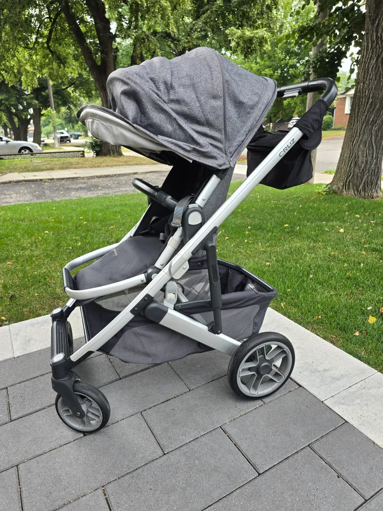 UPPAbaby Cruz V2 Stroller and Mesa Car Seat thumbnail