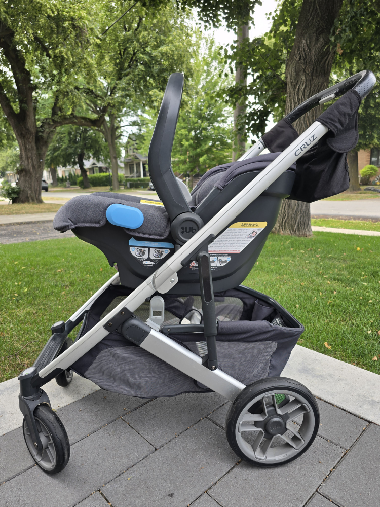 UPPAbaby Cruz V2 Stroller and Mesa Car Seat - photo 2