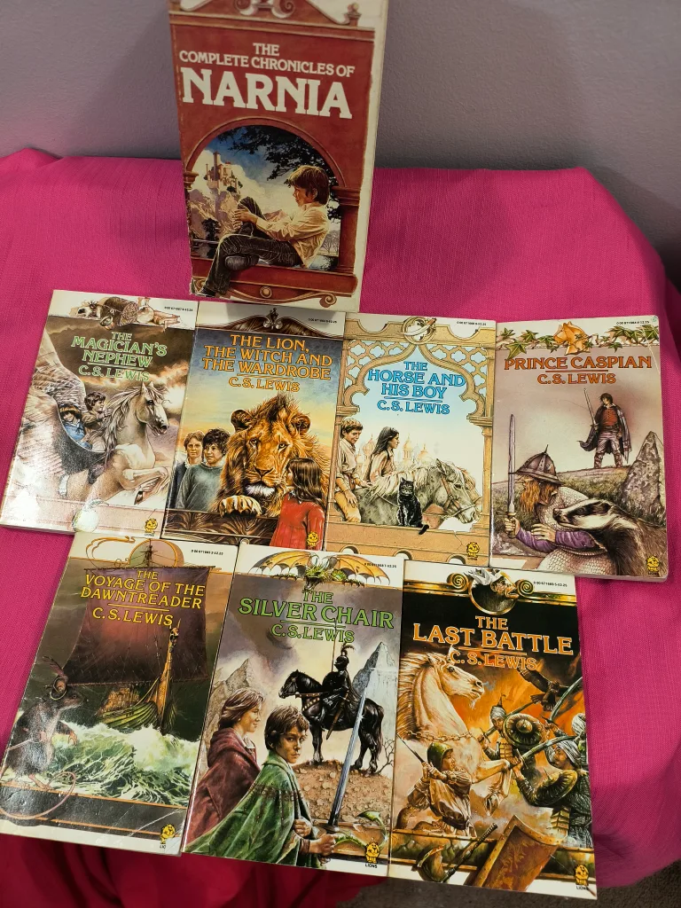 The Complete Chronicles of Narnia by C.S. Lewis image indicator(5)