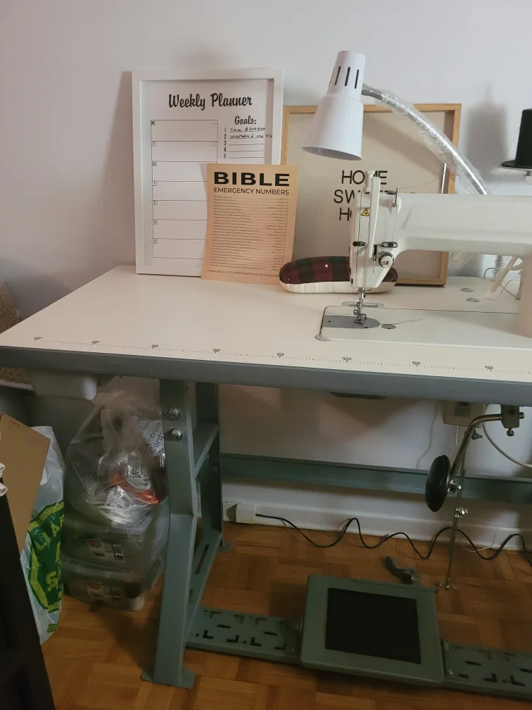 Industrial JUKI Sewing Machine image indicator(2)