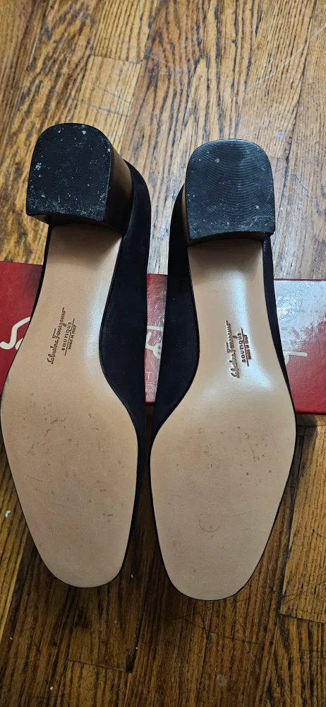 Salvatore Ferragamo Black Suede Pumps - Size 8.5 image indicator(4)