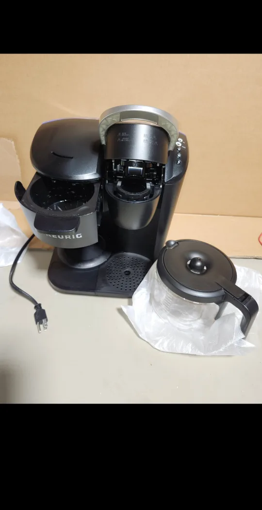 Keurig K-Duo Single Serve & Carafe Coffee Maker image indicator(2)