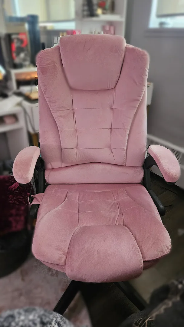 Pink Velvet Gaming Chair thumbnail