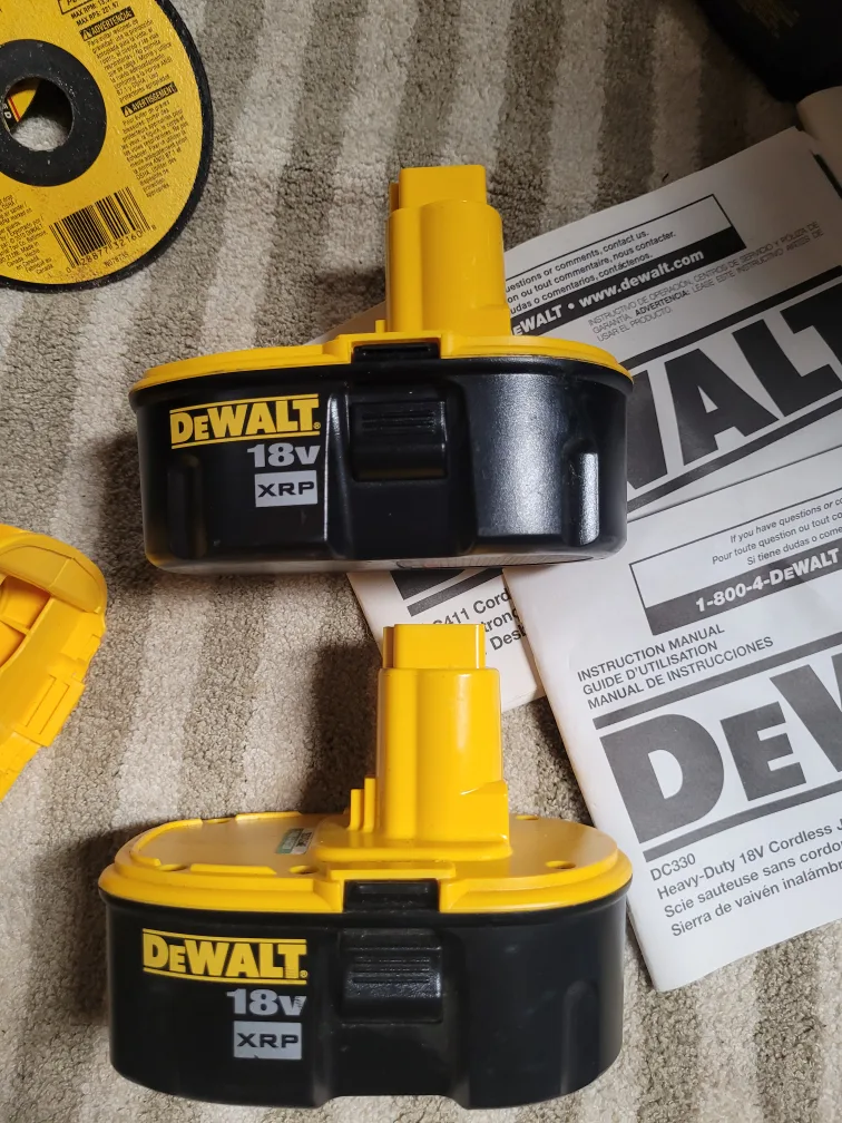 DeWalt Power Tools Set image indicator(7)