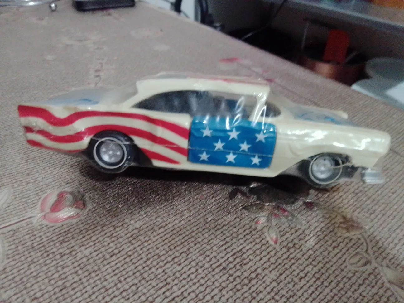 Vintage General Mills American Flag Car thumbnail