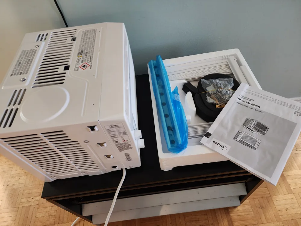 Midea 5,000 BTU Room Air Conditioner - New in Box! image indicator(7)