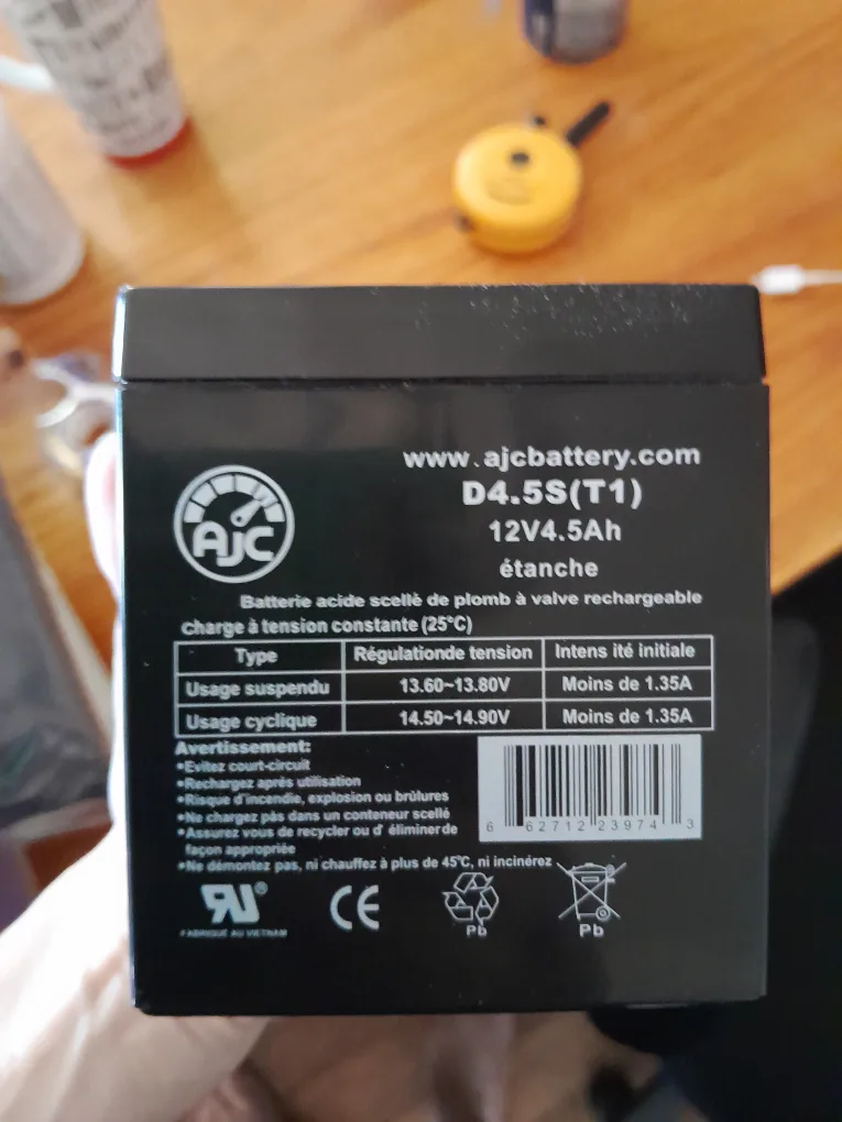 AJC D4.5S(T1) 12V 4.5Ah Battery thumbnail
