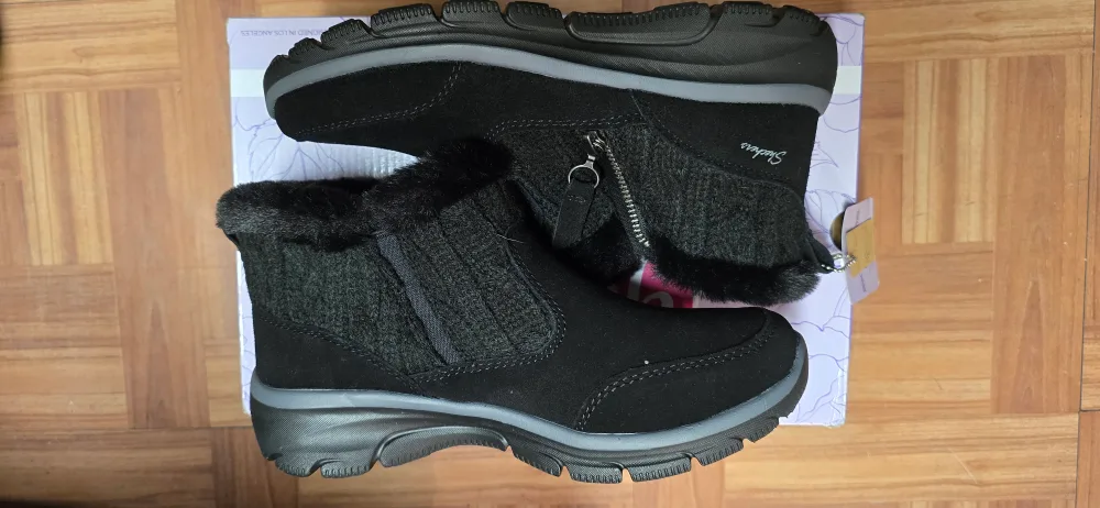 Skechers Relaxed Fit Air-Cooled Memory Foam Booties - Size 7.5 thumbnail