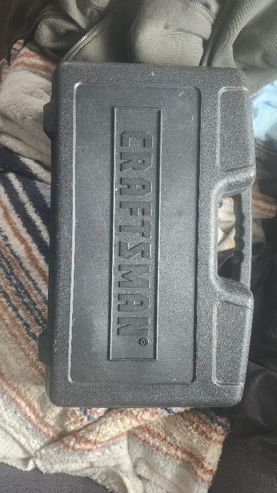 Craftsman 19.2 Volt Drill Set w/ Case thumbnail