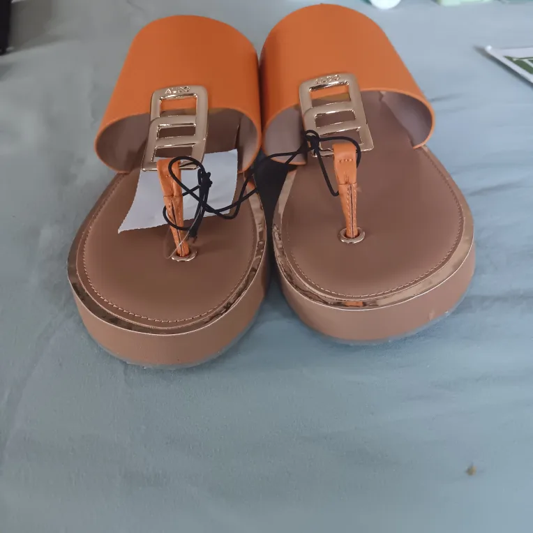 New ALDO Daliahillaa1 Orange Sandals - Size 8 image indicator(8)