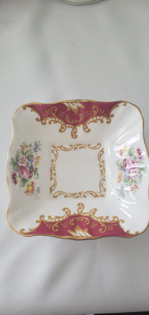Royal Albert Canterbury Dish