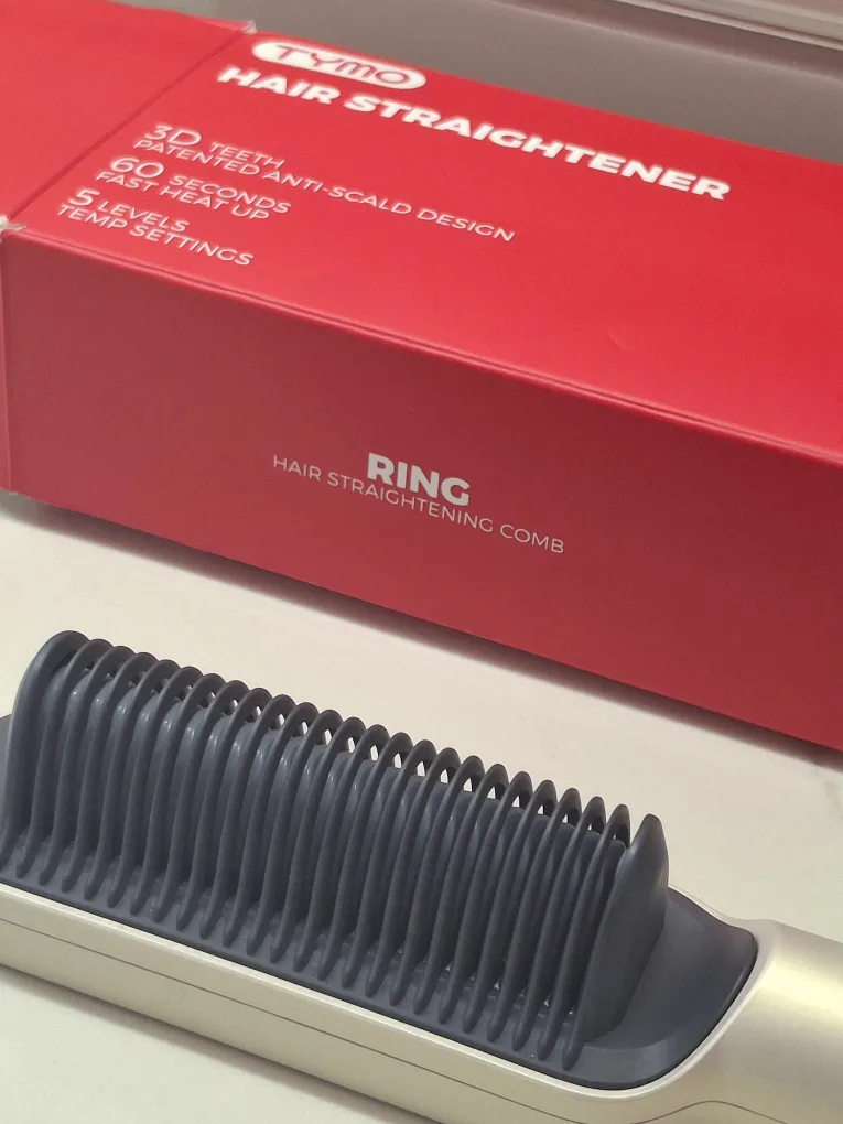 TYMO Hair Straightener Brush - Like New! image indicator(5)