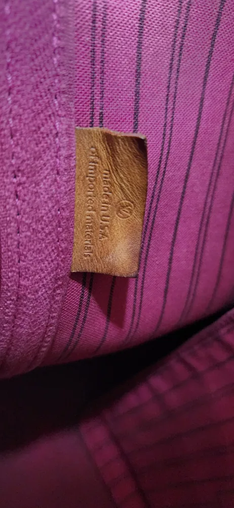 Louis Vuitton Neverfull MM Tote Bag image indicator(5)