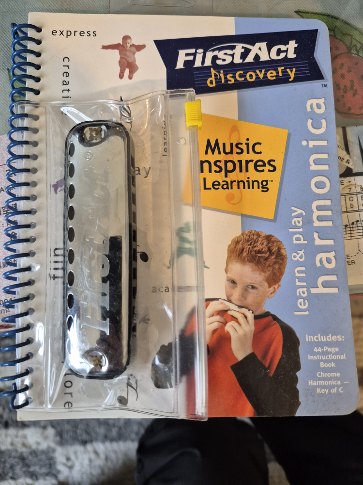 New First Act Discovery Harmonica