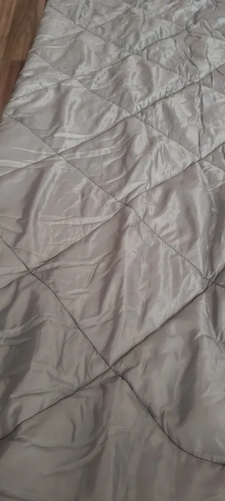 Roots Outdoor Sleeping Bag with Pillow image indicator(3)