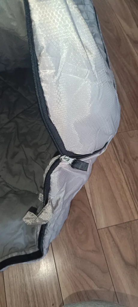 Roots Outdoor Sleeping Bag with Pillow image indicator(5)