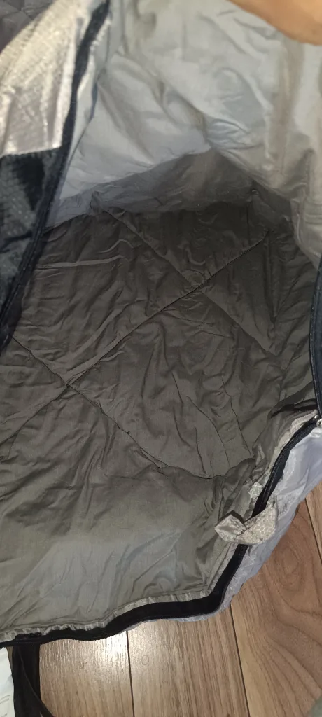 Roots Outdoor Sleeping Bag with Pillow image indicator(6)