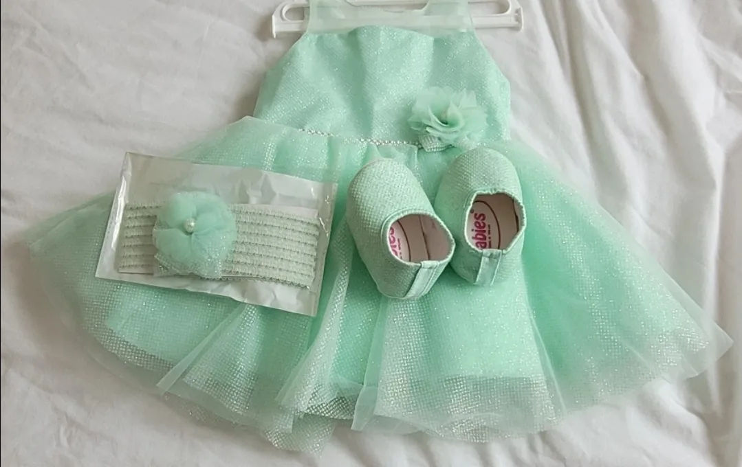 5 months Mint Green Baby Dress with Shoes & Headband image indicator(2)
