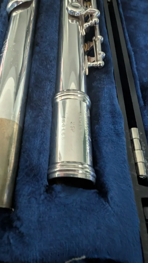 Gemeinhardt Flute with Case image indicator(4)