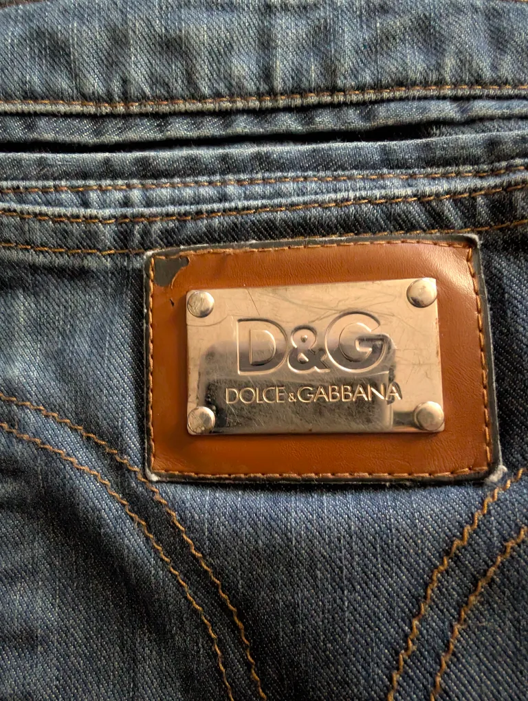D&G Dolce & Gabbana Jeans - Magic Fit - 34" x 29 1/2"' image indicator(3)