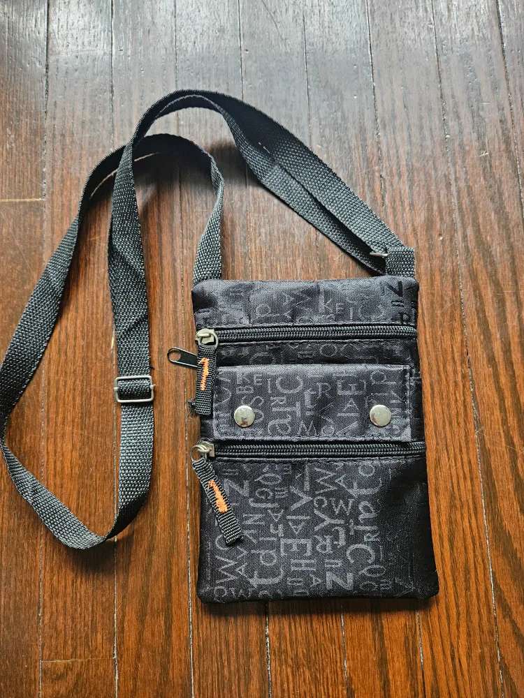NEW Crossbody Bag thumbnail