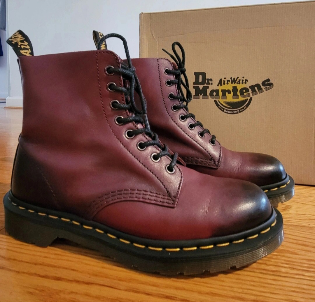 Dr. Martens both Burgundy Leather Boots Size US 9