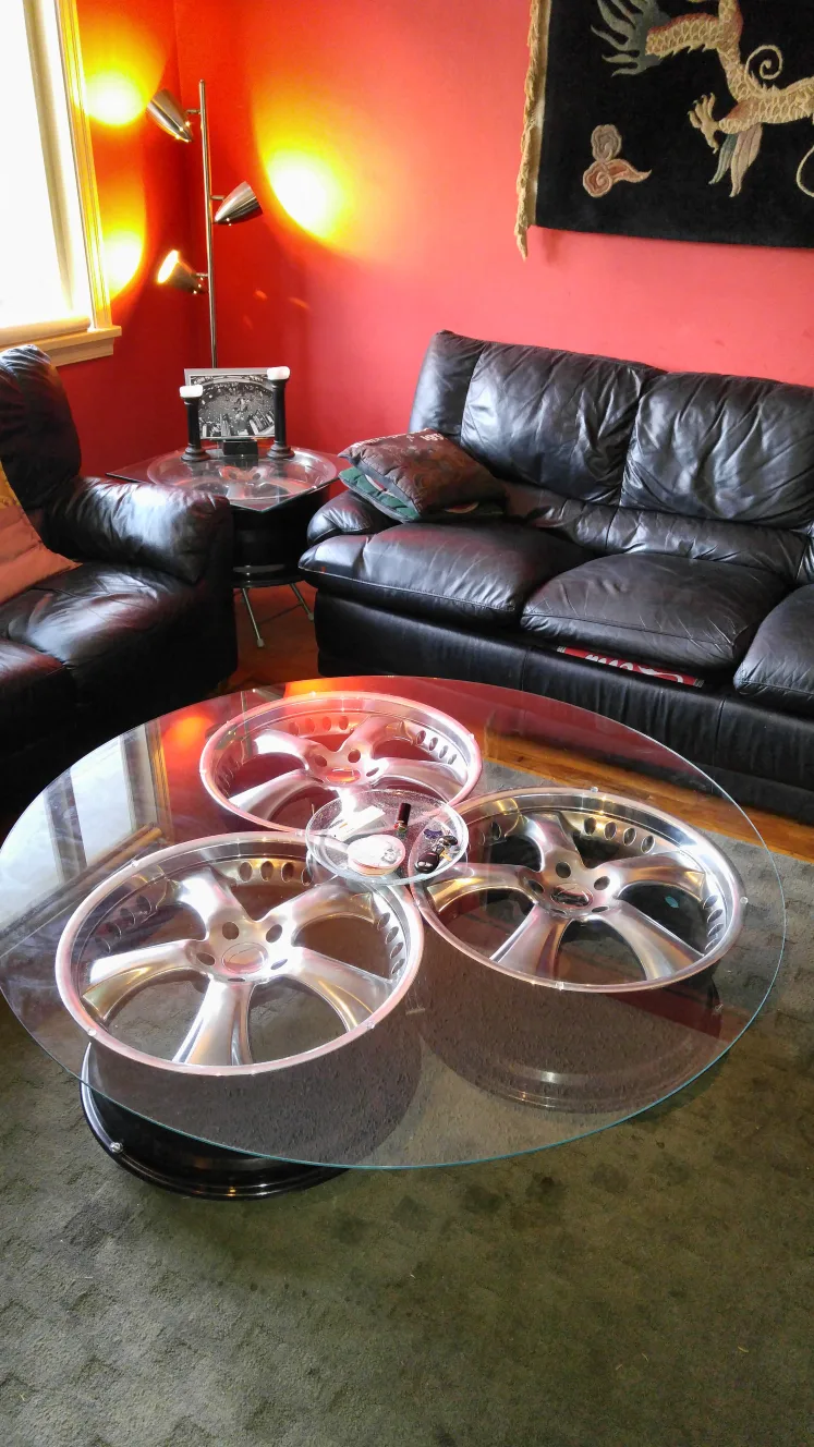 Custom Wheel Rim Coffee Table image indicator(3)