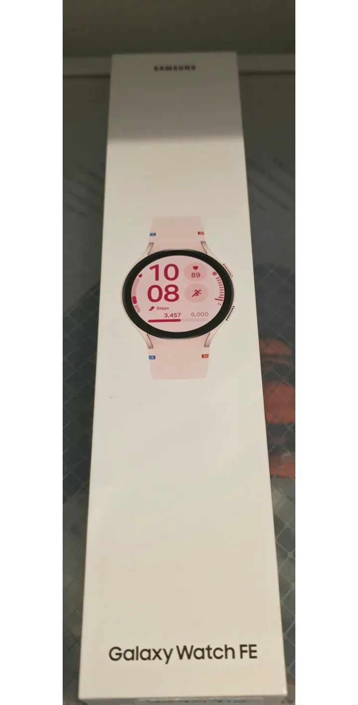 BNIB SAMSUNG FE SMARTWATCH, 40MM, CUSTOMIZABLE STRAP, WARRANTY image indicator(3)