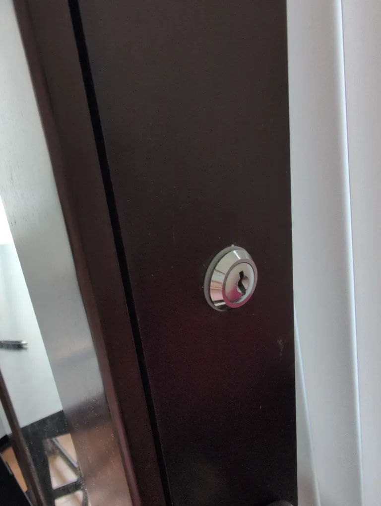 Brown Jewellery Armoire with Mirror 🇨🇦 image indicator(4)