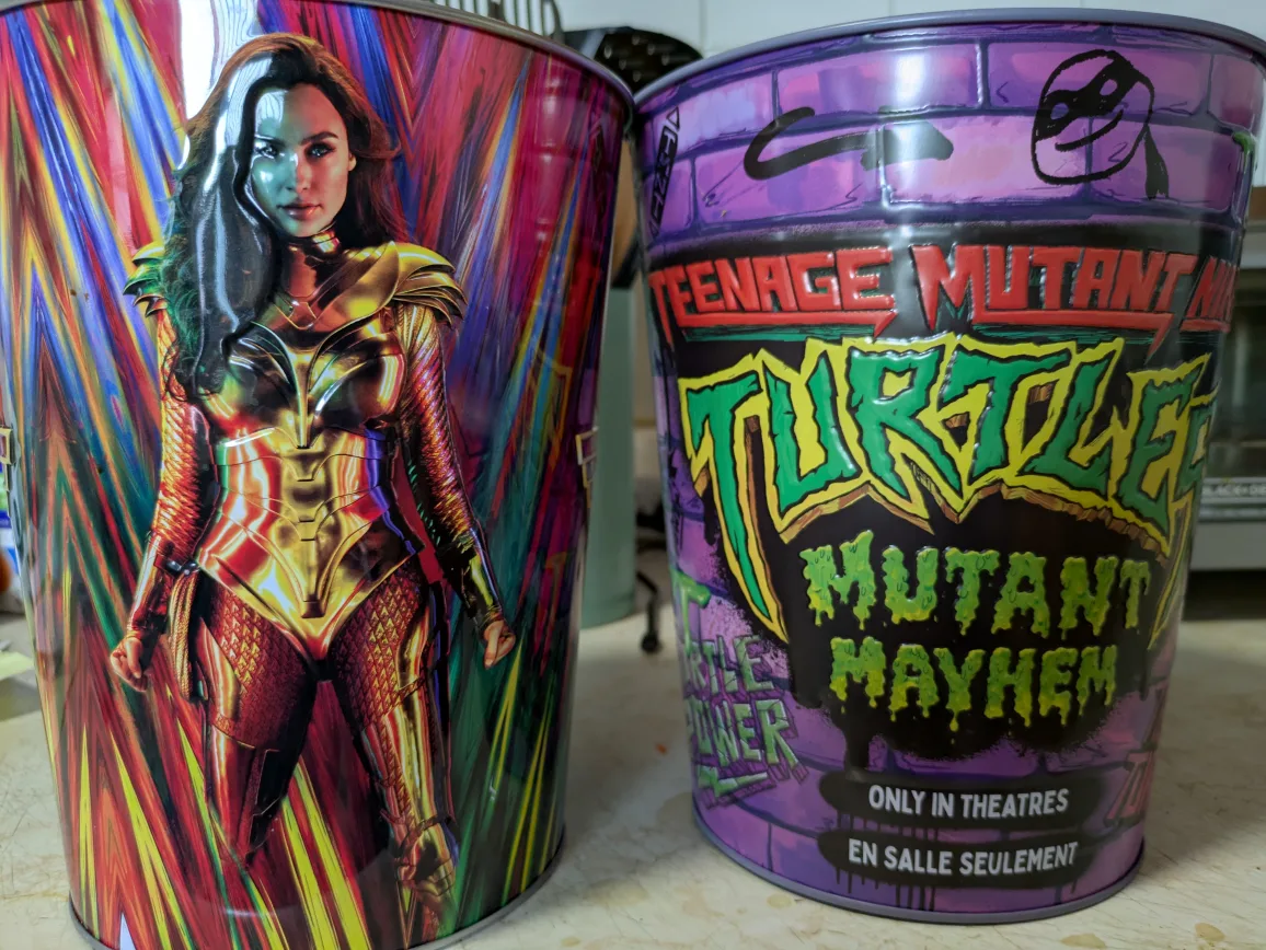 Wonder Woman & TMNT popcorn buckets + toppers thumbnail