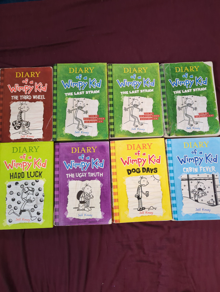 Diary of a Wimpy Kid Book Set - 8 Books