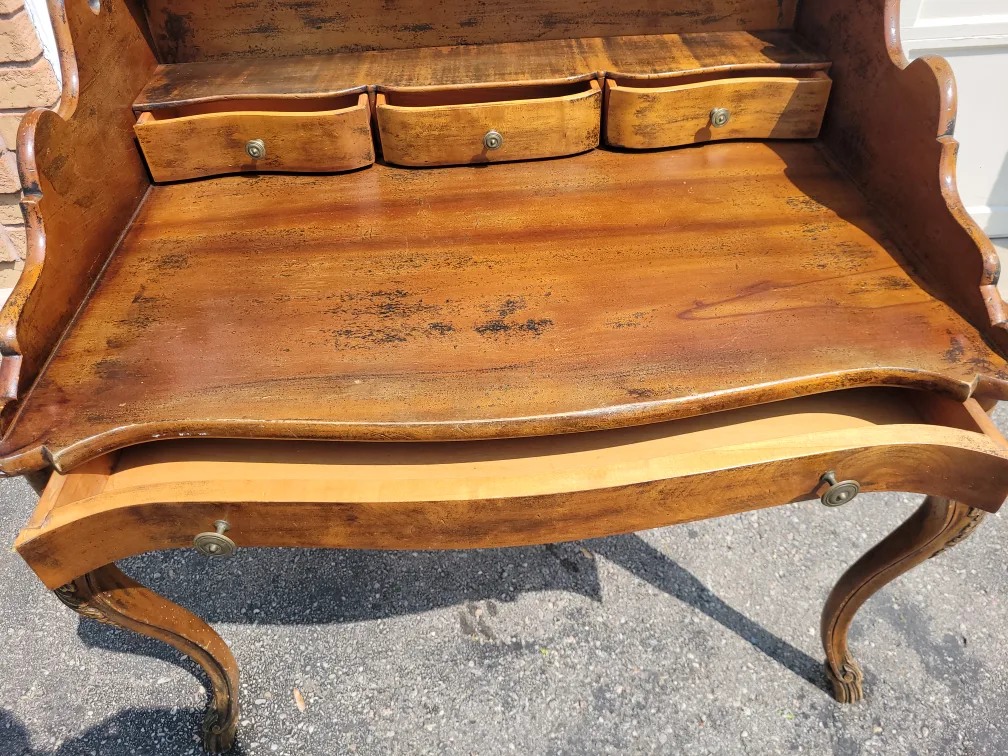 Vintage Wooden Writing Desk image indicator(5)