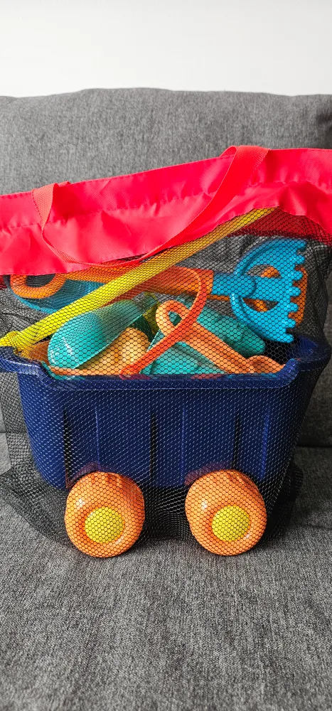 Beach Toys Set with Tote Bag thumbnail