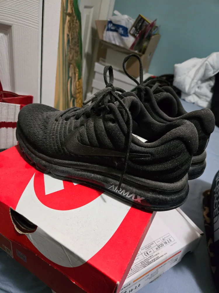 Nike airmax 2017 men 7.5 thumbnail