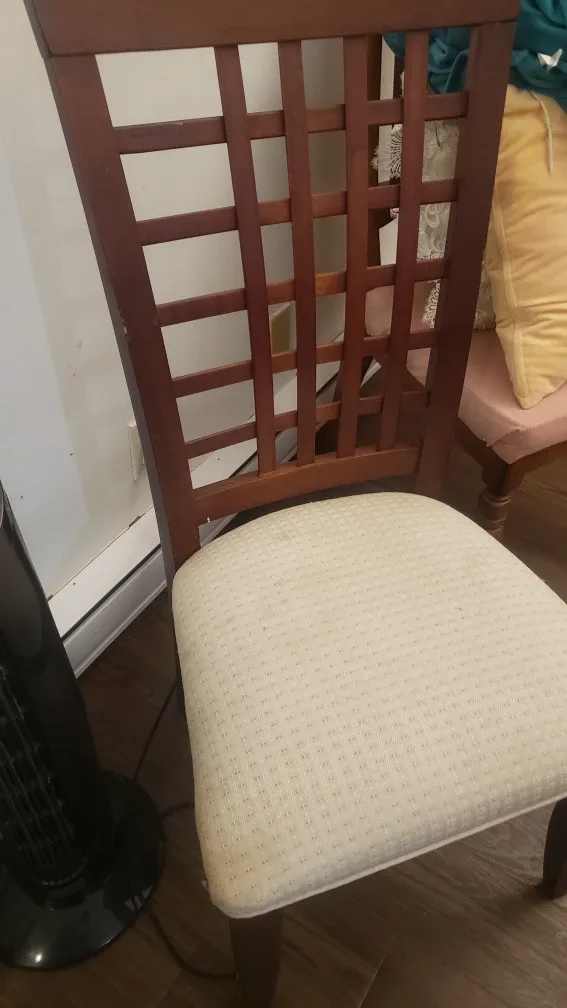 Set of 4 Wooden Dining Chair with Cream Seat image indicator(5)