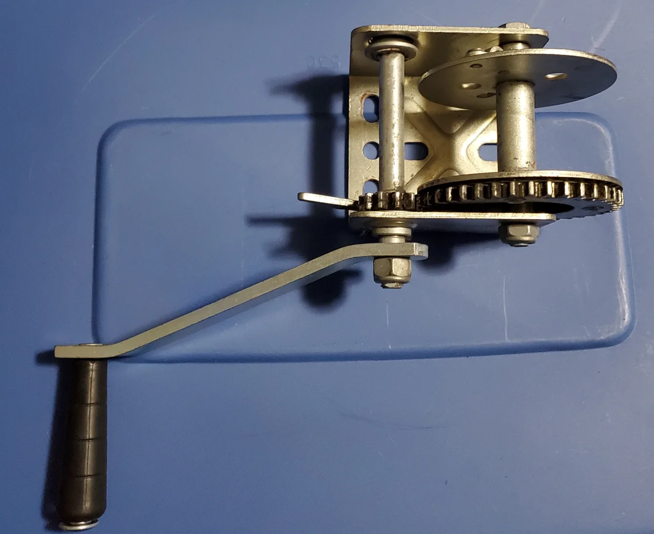 600lb Trailer Winch thumbnail