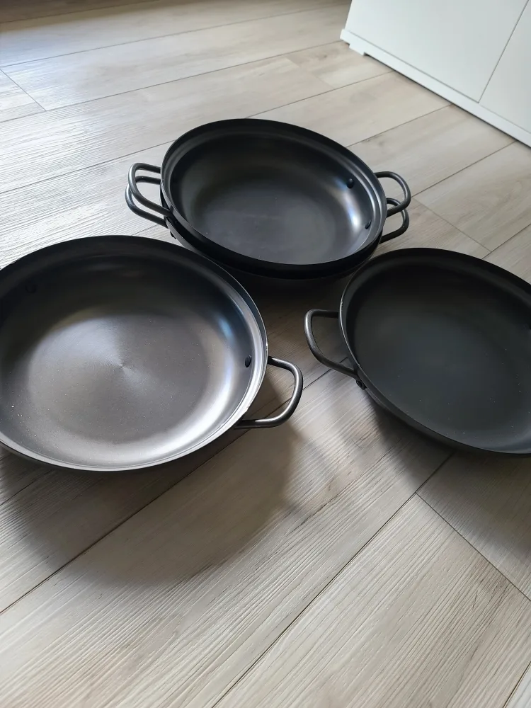 Set of 4 Black Frying Pans thumbnail