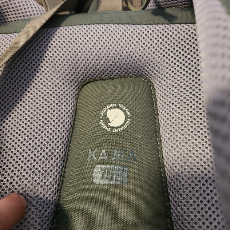 Fjallraven Kajka 75L Backpack - Great Condition! - photo 4