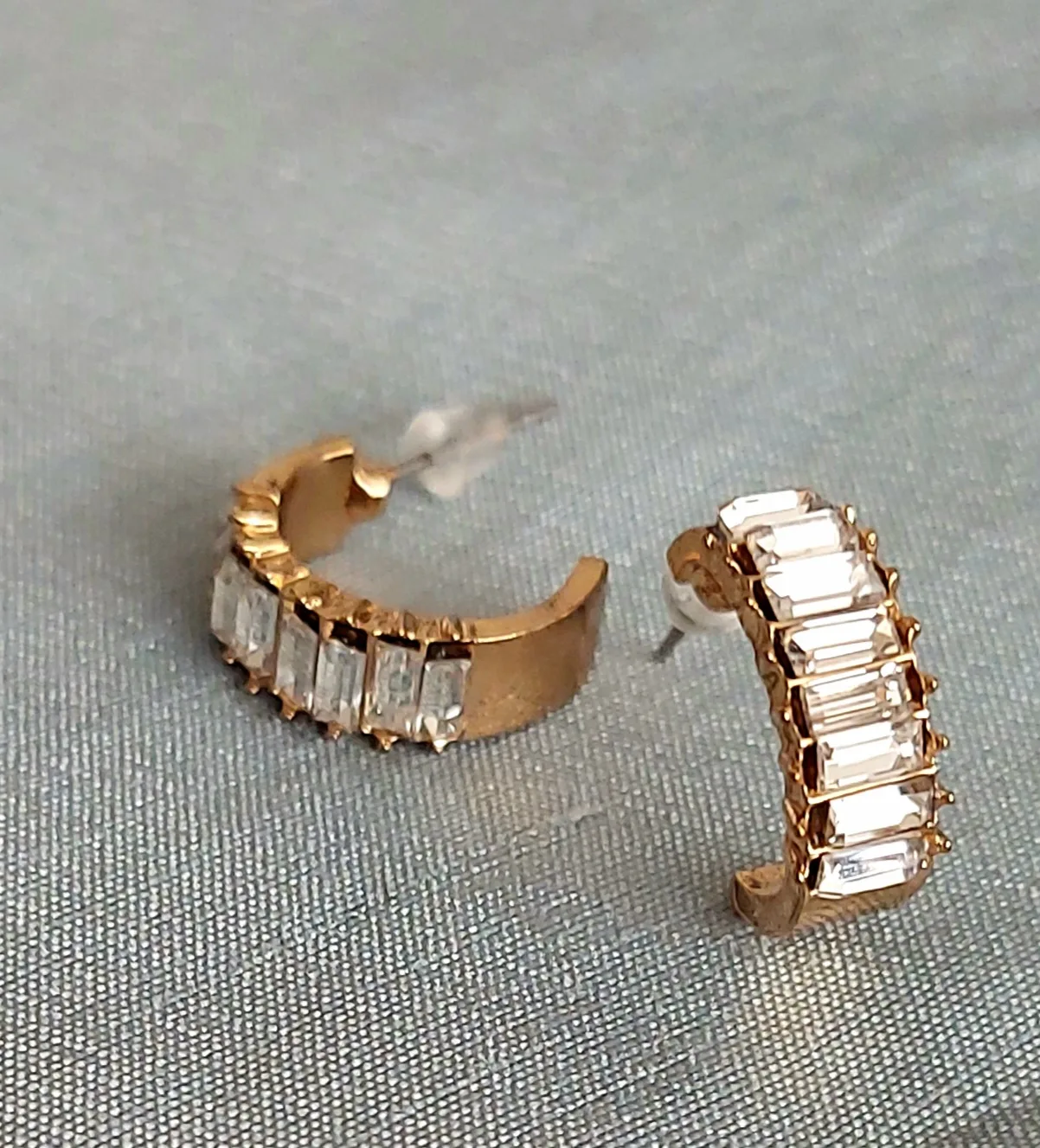 🇨🇦Gold-tone Earrings with Clear Stones thumbnail