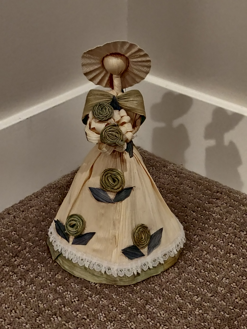 Handcrafted Mexican Cornhusk Wedding Doll Bride Figure Corn Husk