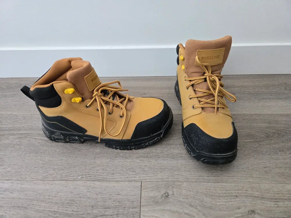 Work Boots - Size 10 image indicator(2)
