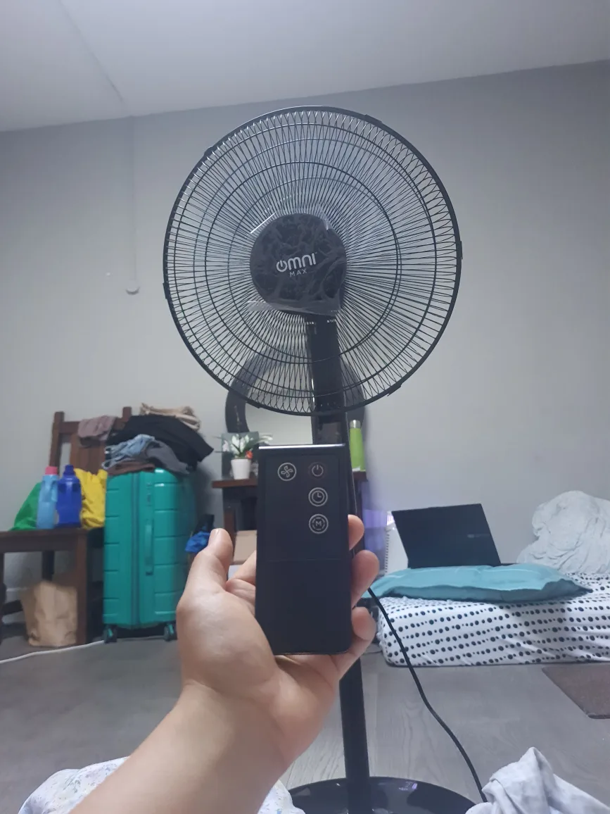 Brand New Omni Maxx Stand Fan with Remote🇨🇦 thumbnail